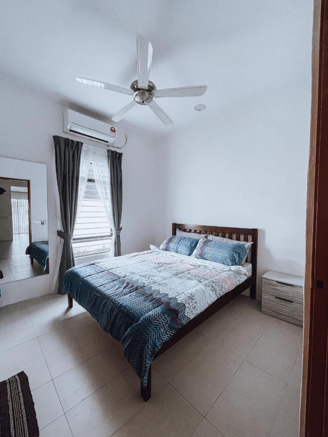 Nur Villa Sg Soi Musslimm Only Куантан Екстериор снимка